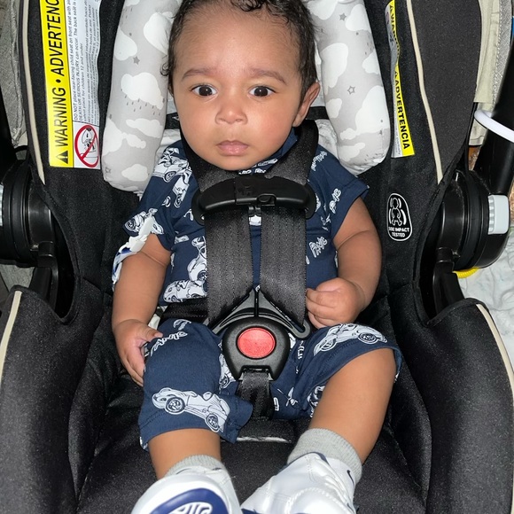 🥰Meet your Posher, Jacky🥰 - Picture 5 of 7